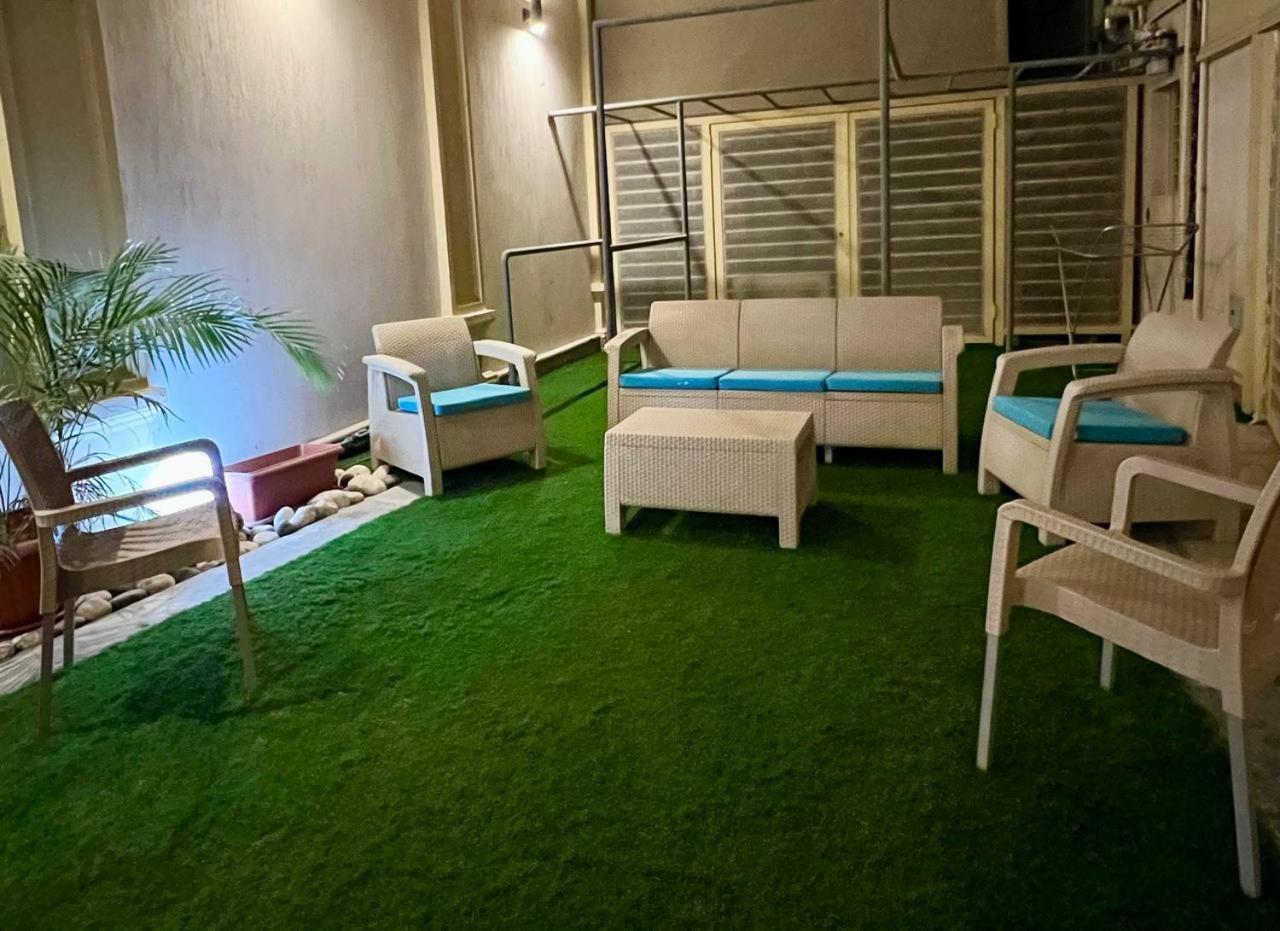 Paradise Studios Sheikh Zayed City Exterior foto